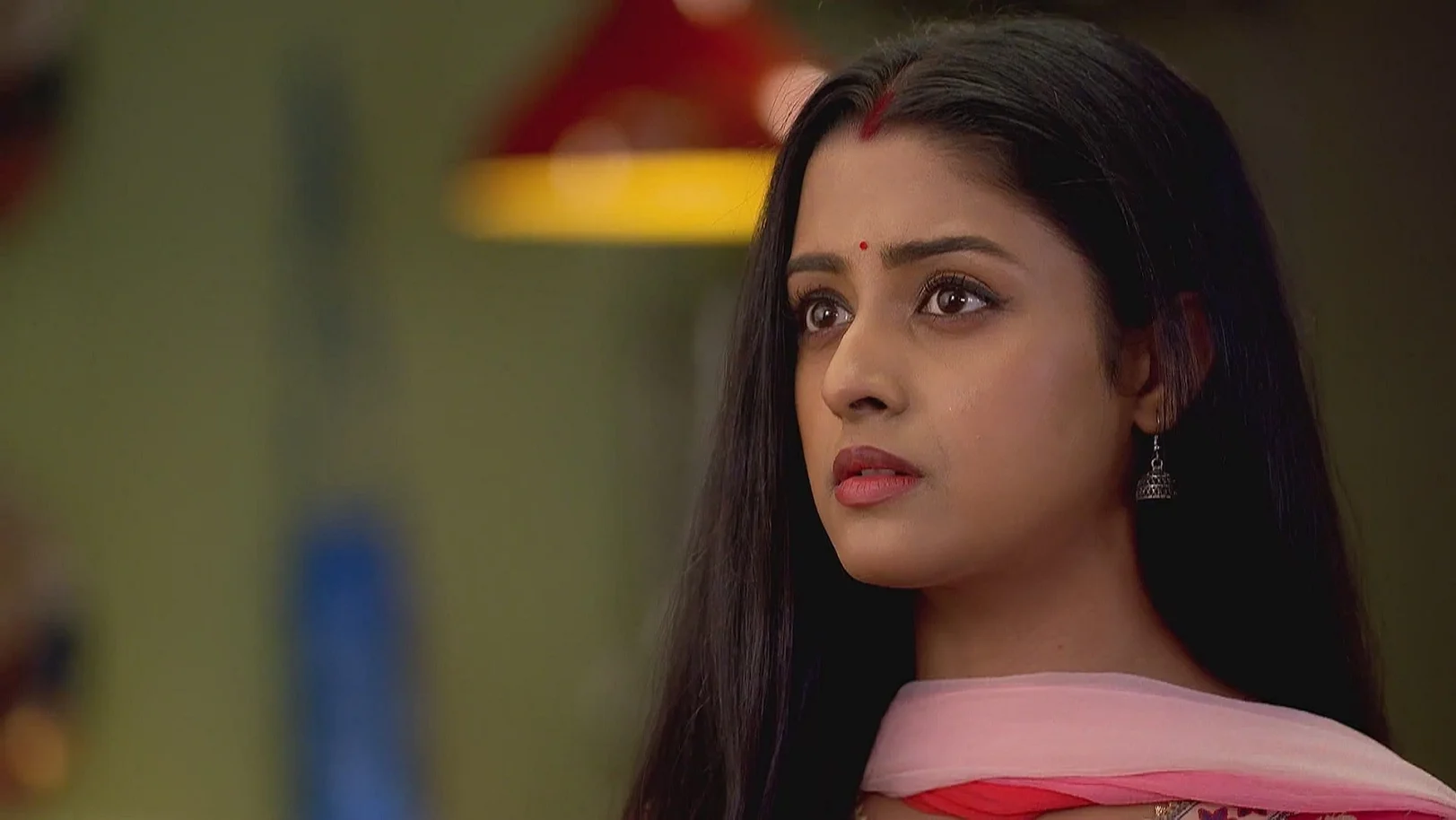 Rayan and Parul Refuse to Return to Basu House - Parineeta 
