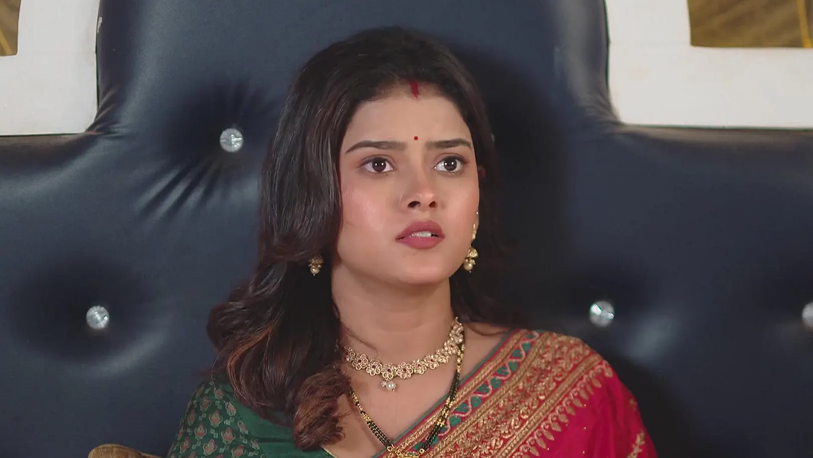 Subhra Discusses Sikha's Misdeed - Bhagya Rekha 
