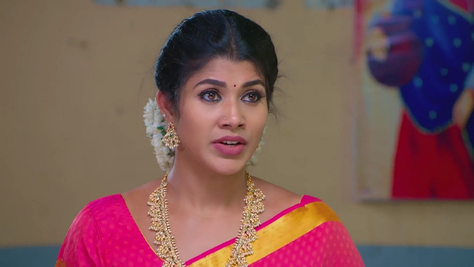 Karthik's Bruises Disturb Bhuvaneshwari 16th June 2025 Webisode