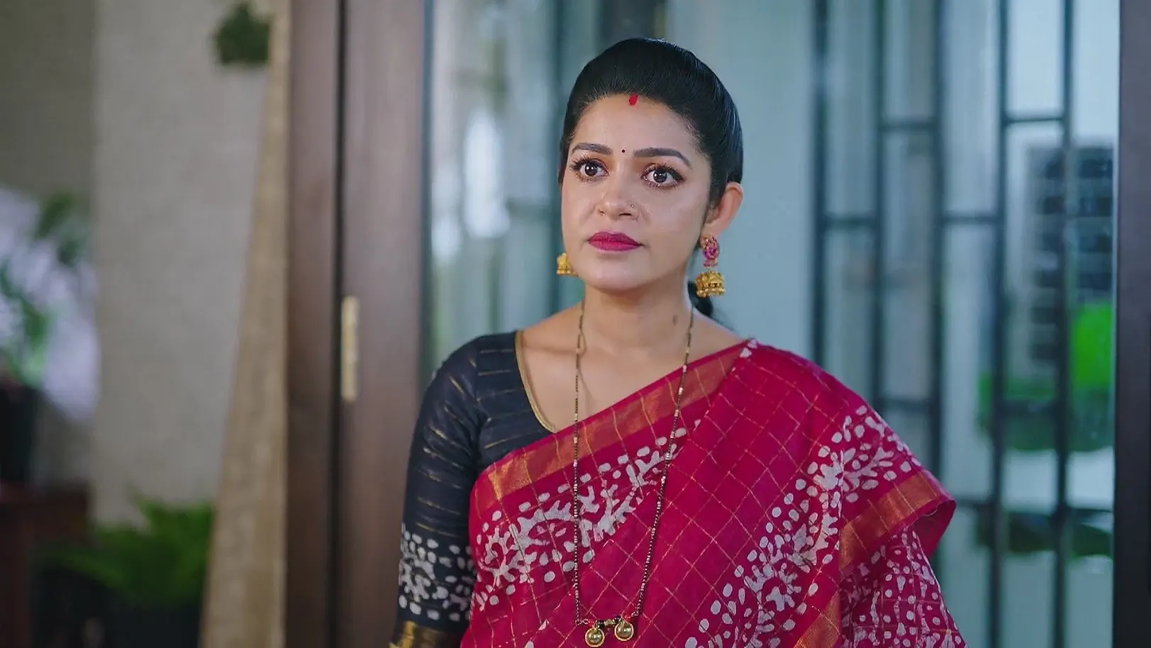 Bhoomika Warns Shakuntala over Jaydev undefined Webisode