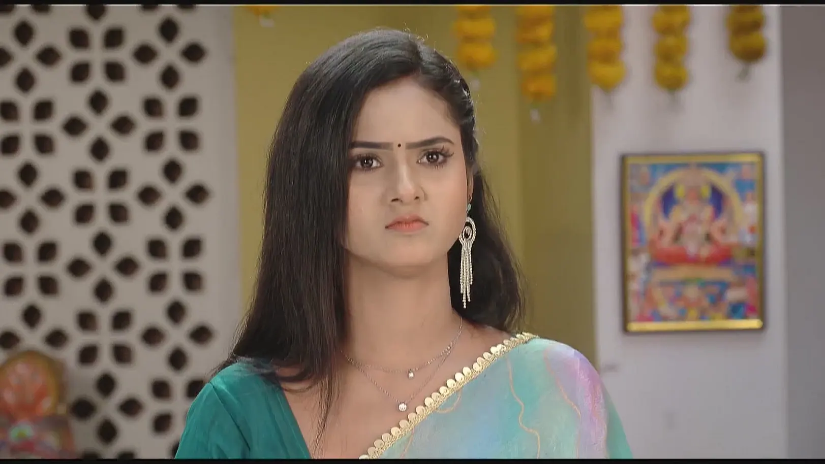 Sambhav Decides to Help Priya - Suna Jhia 
