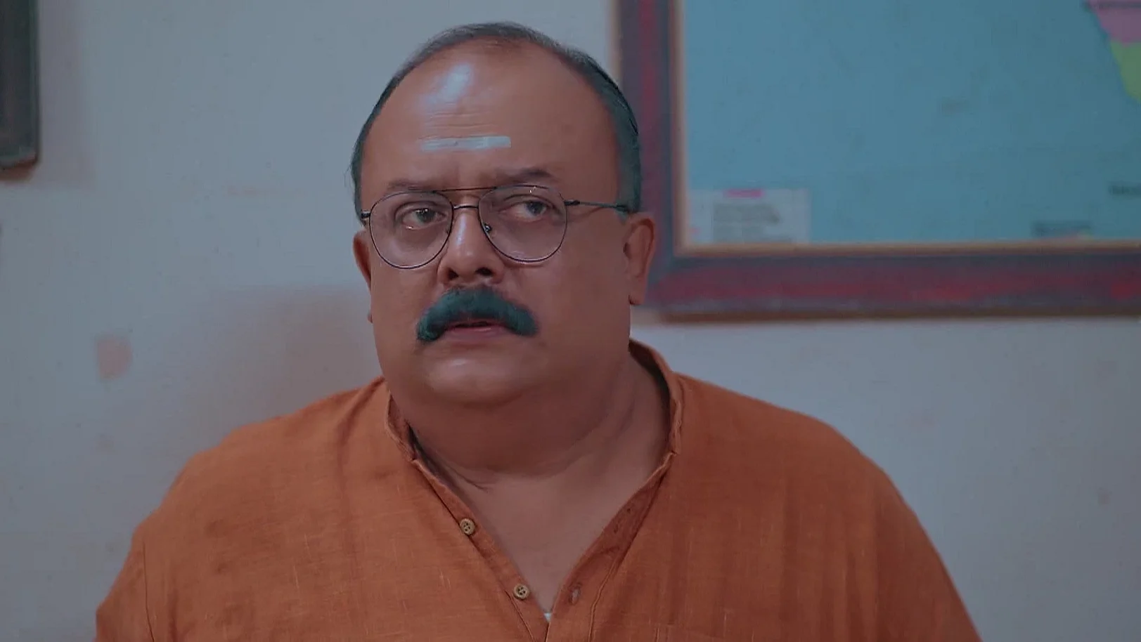Veena Argues with Ramakrishnan - Madhura Nombara Kattu 