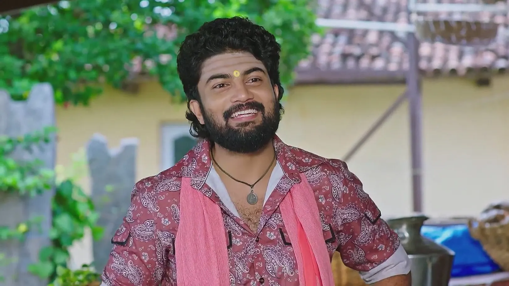 Parvathi Receives a Letter about a Medical Camp - Annayya 