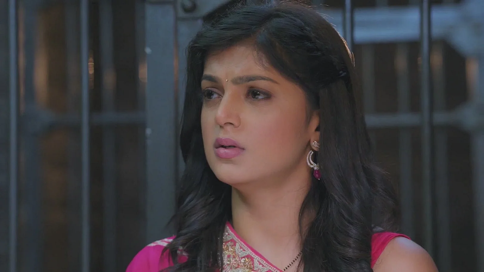 Unnati Is Upset due to Failure of Her Plan - Jaane Anjaane Hum Mile 