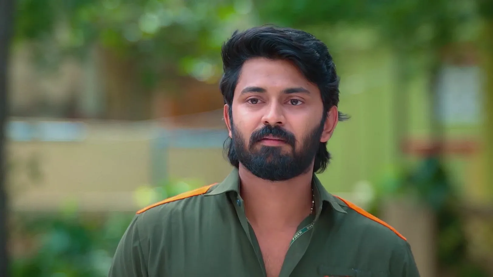 Raghuram Faces a Dilemma - Sandhya Raagam 
