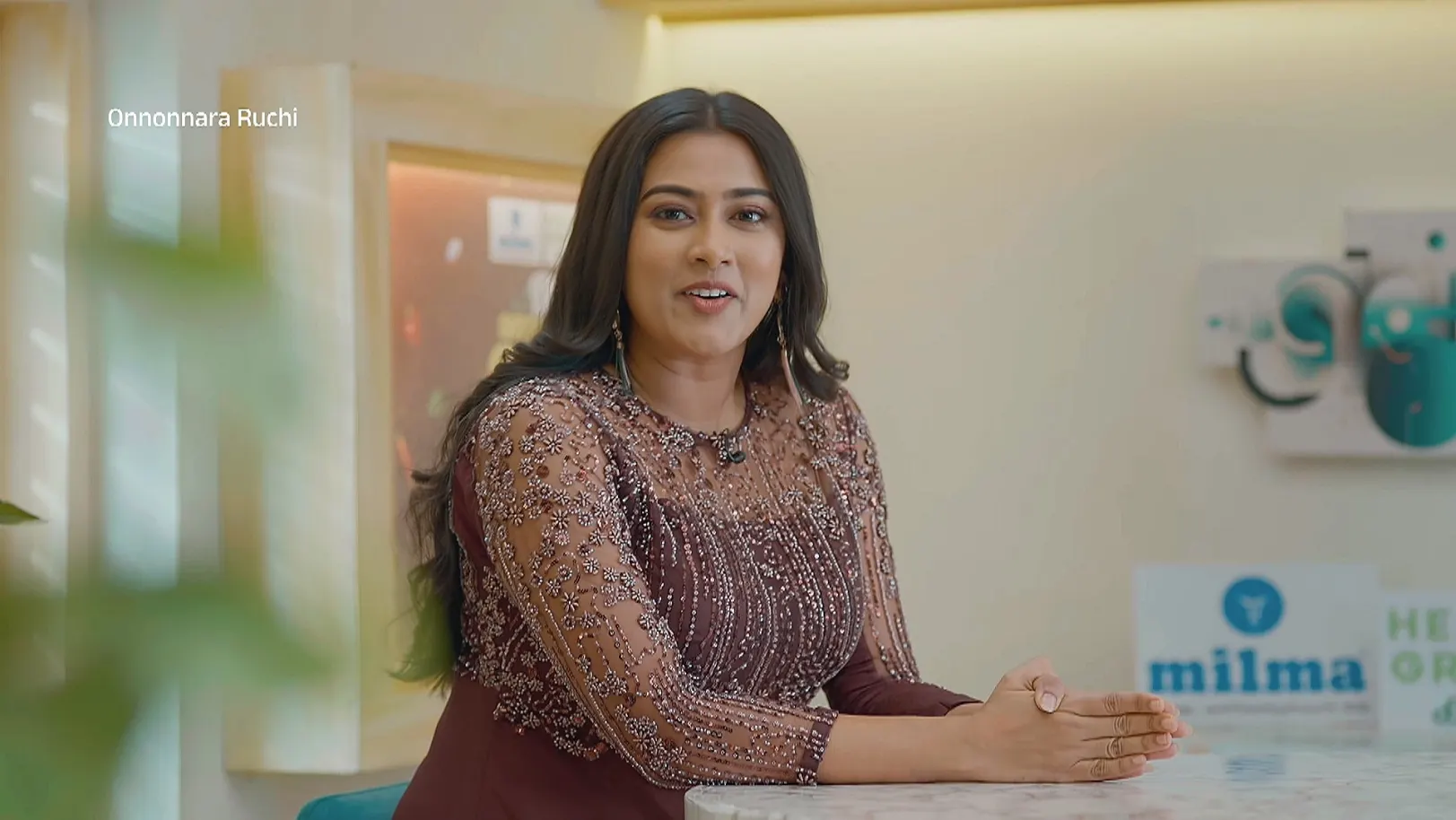 The Anchor Introduces the Show – Onnonnara Ruchi - Promo