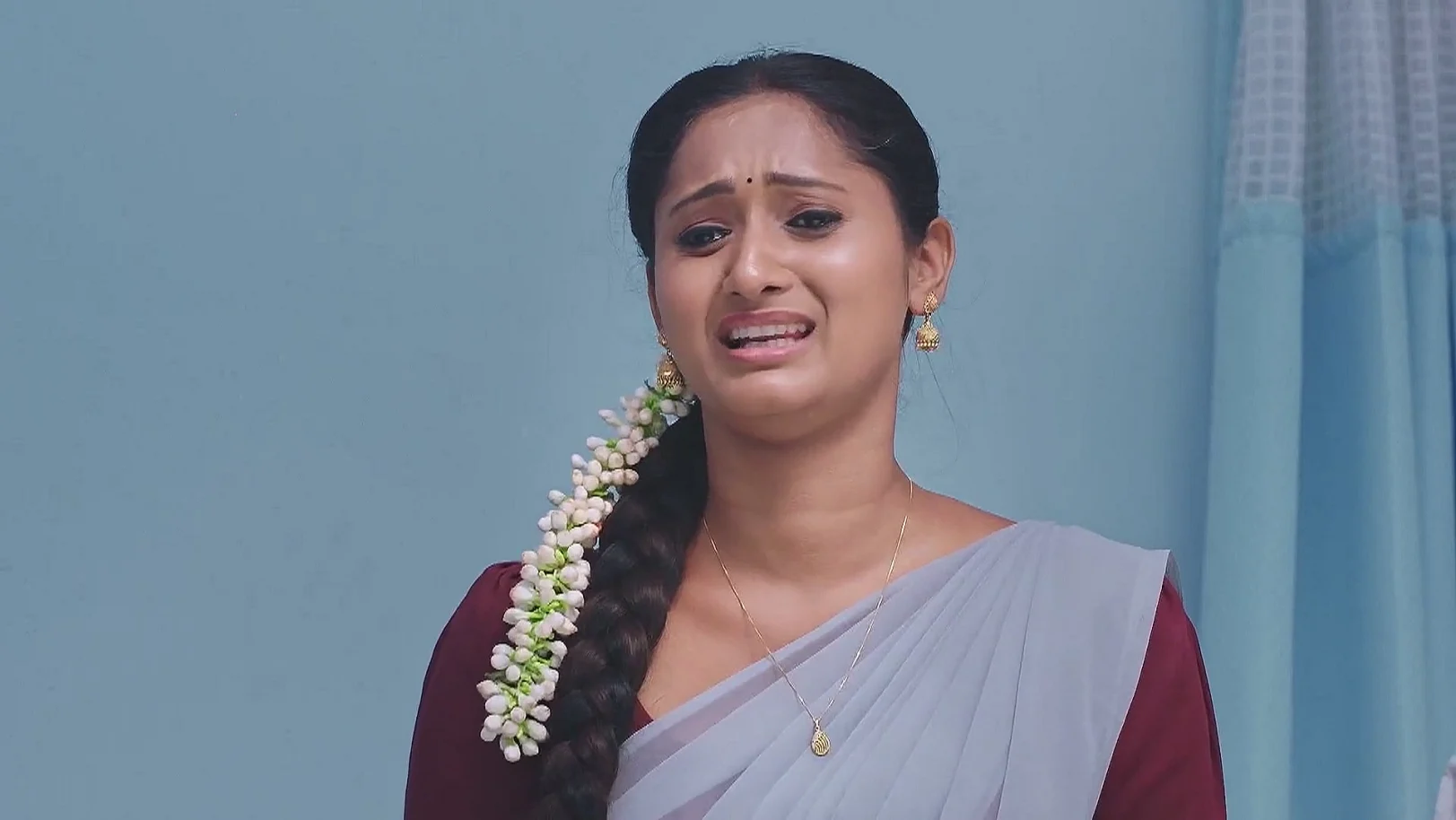 Sharath Tries to Cheer up Durga 7th July 2025 Webisode