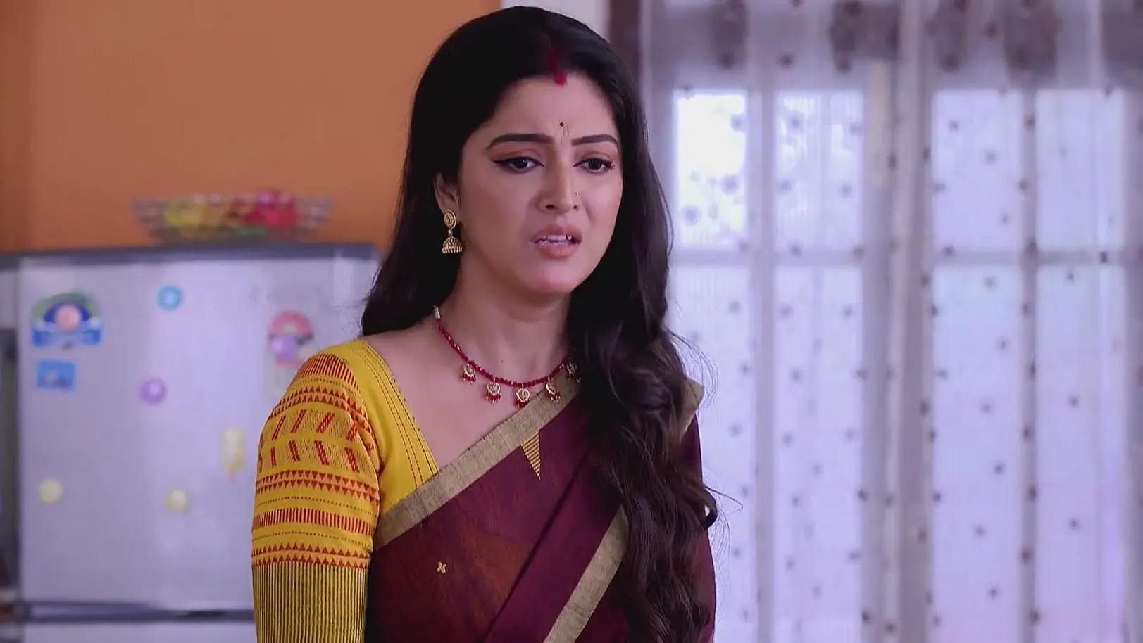Shyamoli's Request for Aparajita - Mana Rahigala Tumarithare 