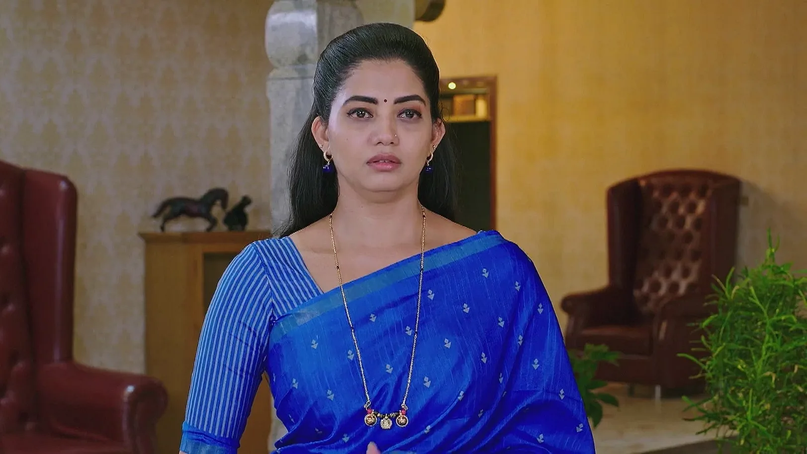 Bhavana Questions the Cop for Beating Siddu 9th July 2025 Webisode