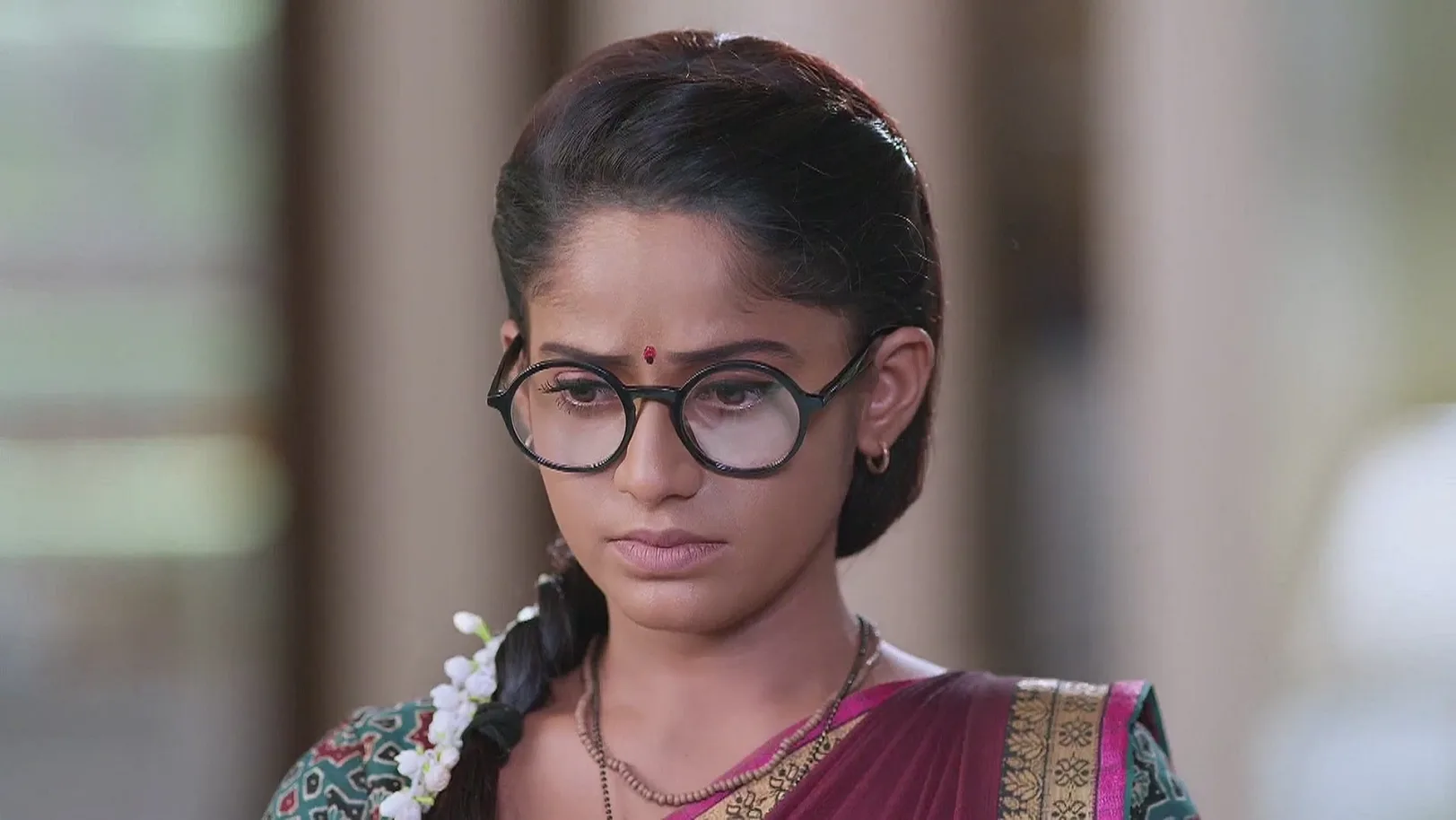 Aishwarya Shows Everyone the Thief’s Video - Savalyachi Janu Savali 