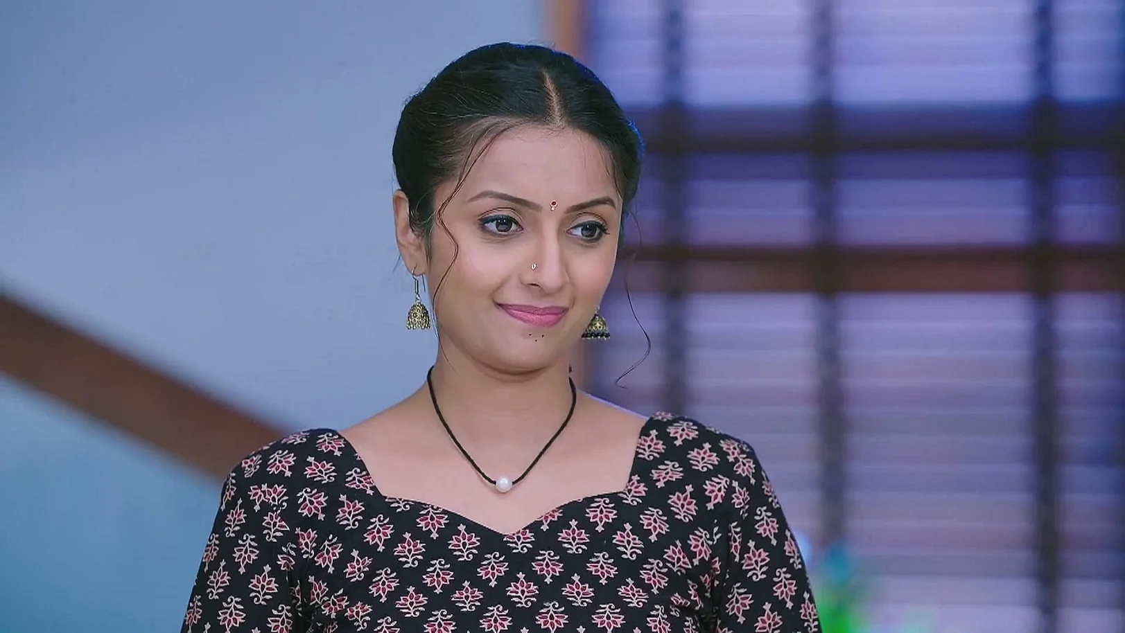 Padmanabha's Words Give Strength to Shravani 17th July 2025 Webisode