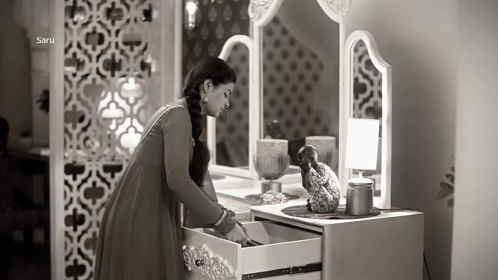 Tara Accuses Saru of Theft - Saru - Promo