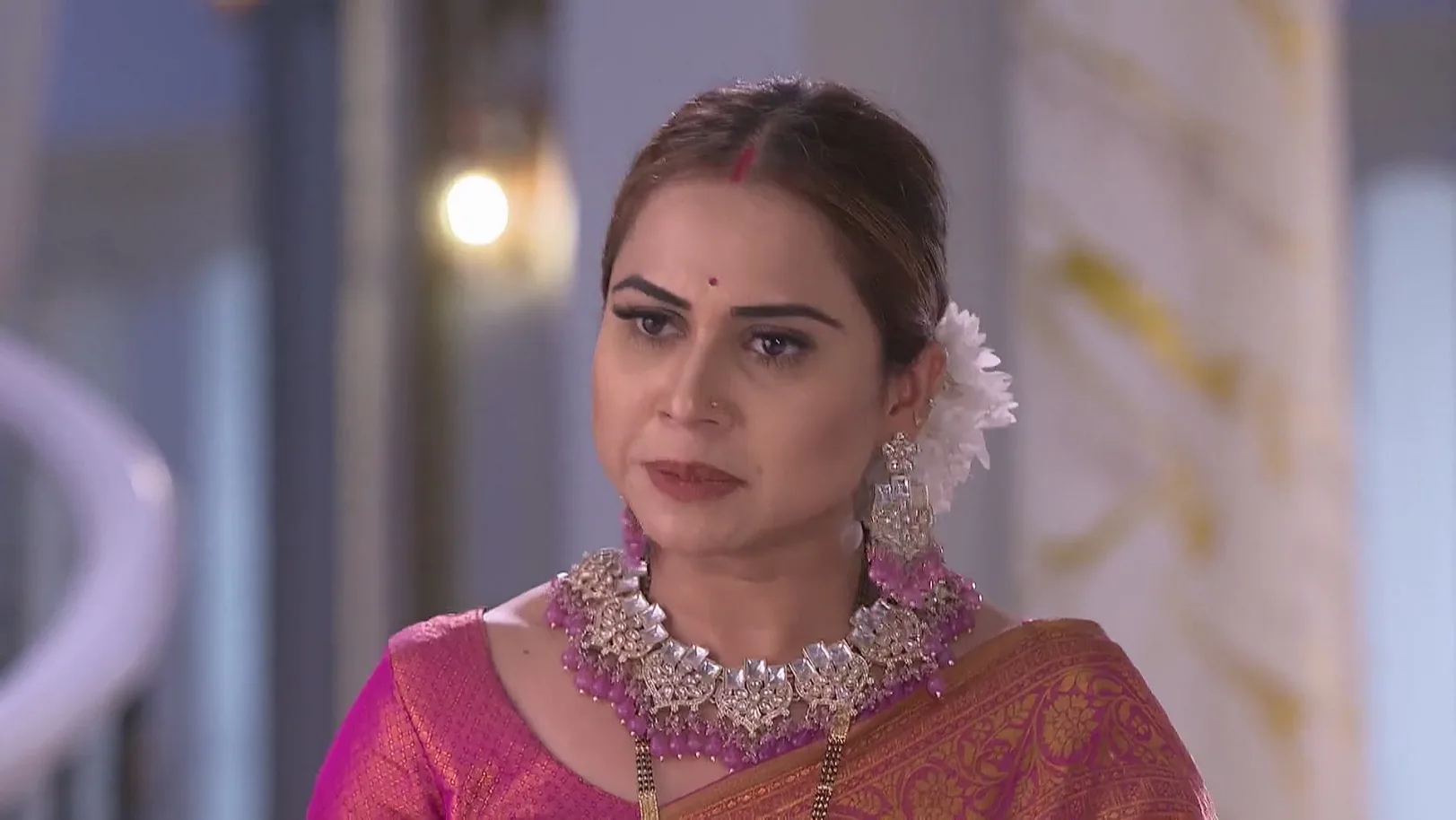 Raghav's Goons Try to Harm Mani - Tu Khara Mun Chaai 