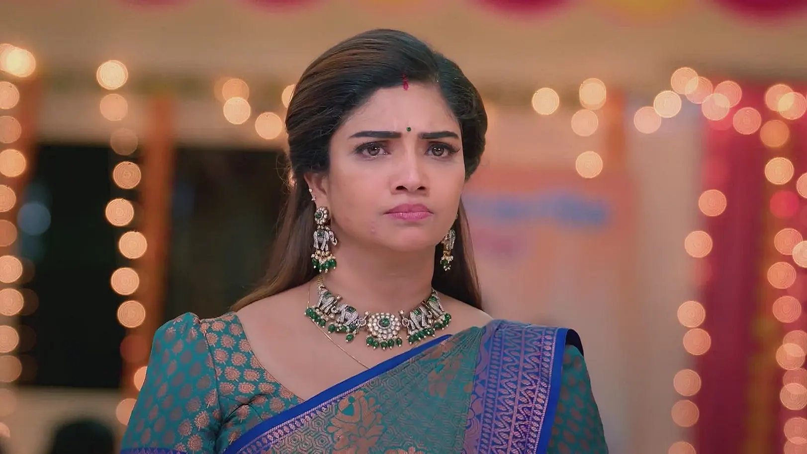 Karthigai Deepam - July 25, 2025 - Webisode 25th July 2025 Webisode