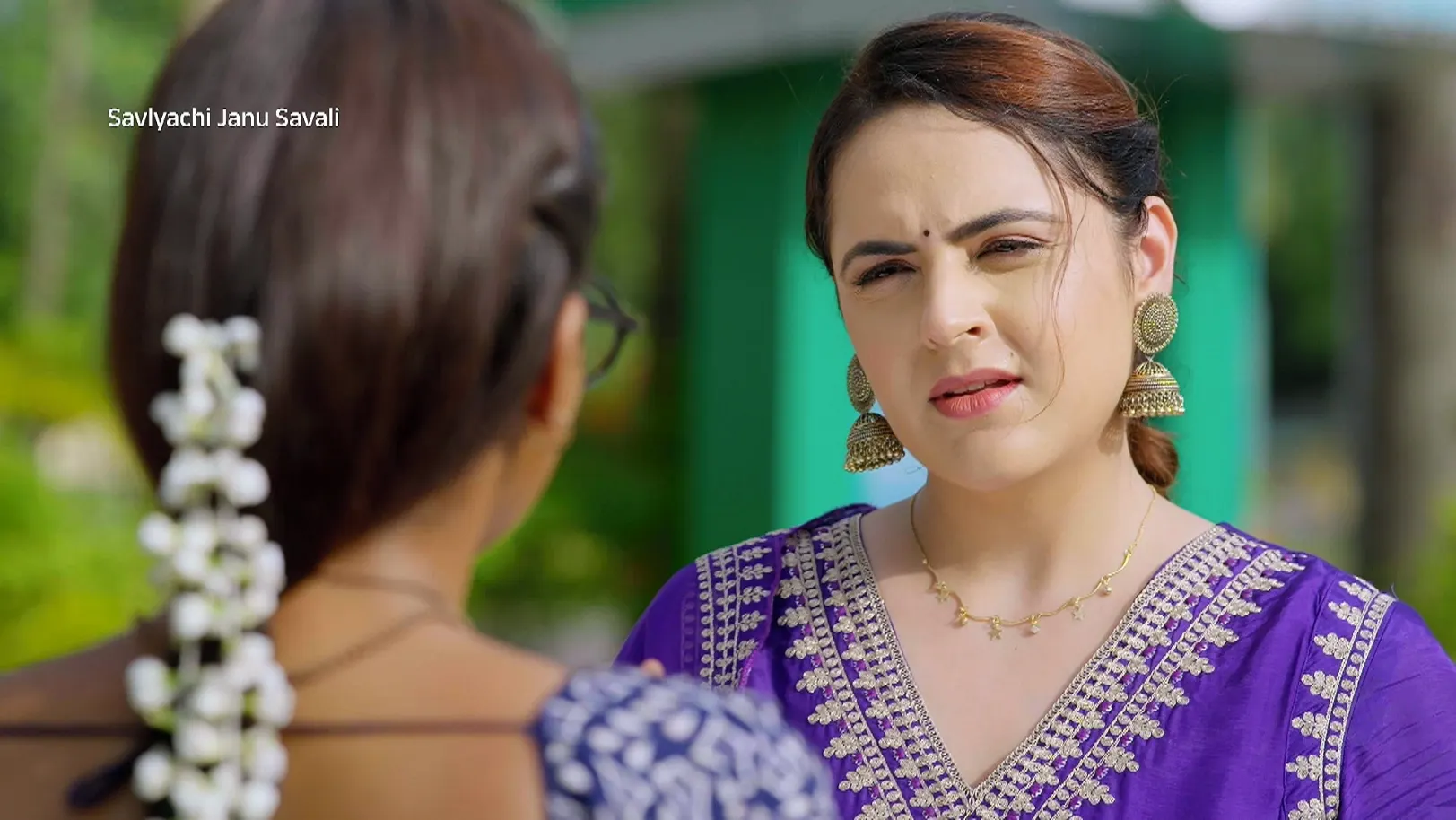 Savali Makes a Woman Apologise in Marathi - Savalyachi Janu Savali - Promo