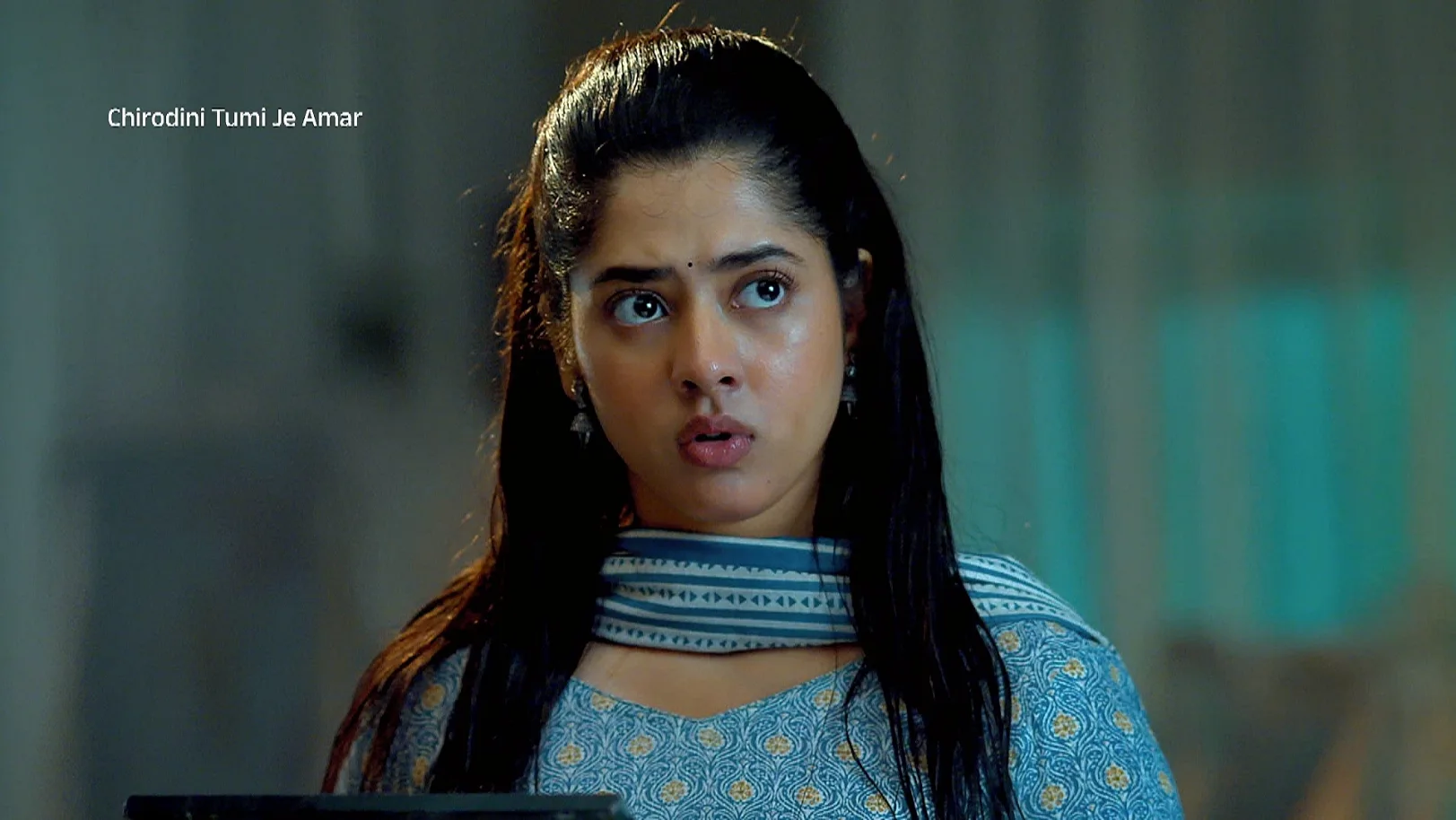 Apu Probes Arya's Past - Chirodini Tumi Je Amar - Promo