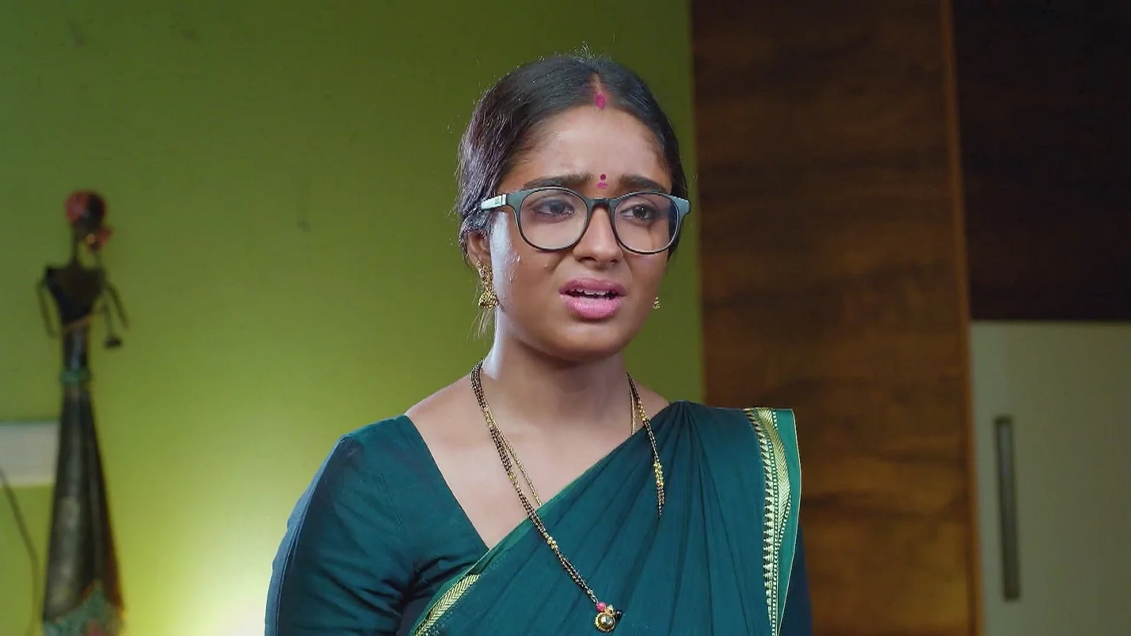Deepa and Chirag Discuss Rahul and Archana - Brahmagantu 
