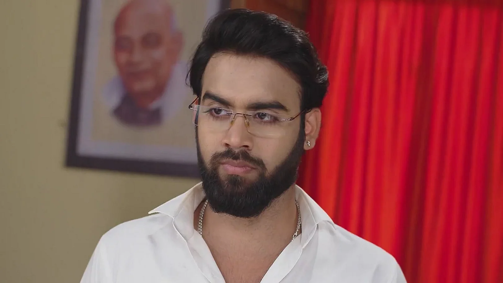 Shubalakshmi Questions an Elderly Woman - Tuma Bina 