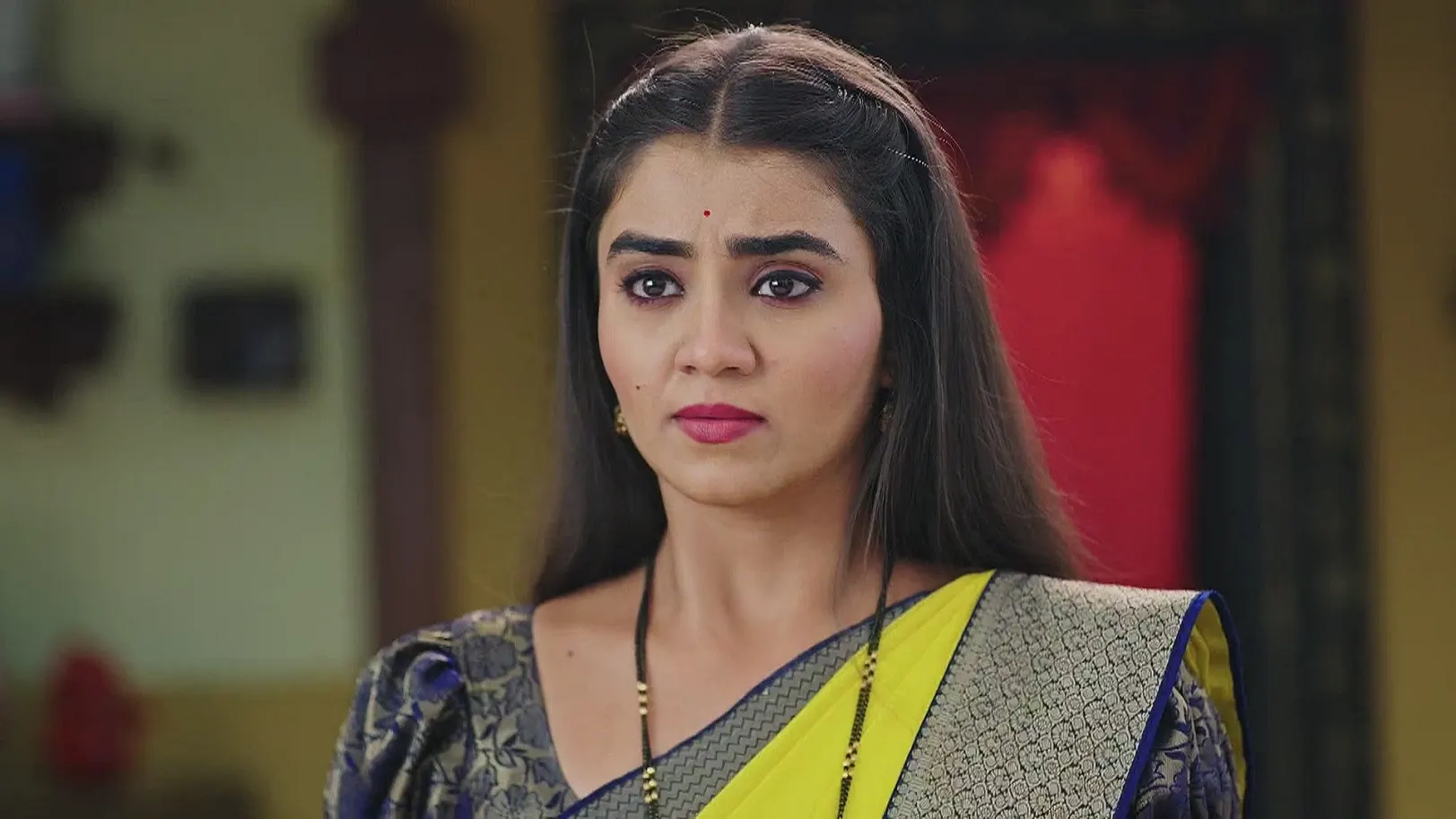 Tatya Tells about Shalan and Daddy’s Marriage - Lakhat Ek Amcha Dada 
