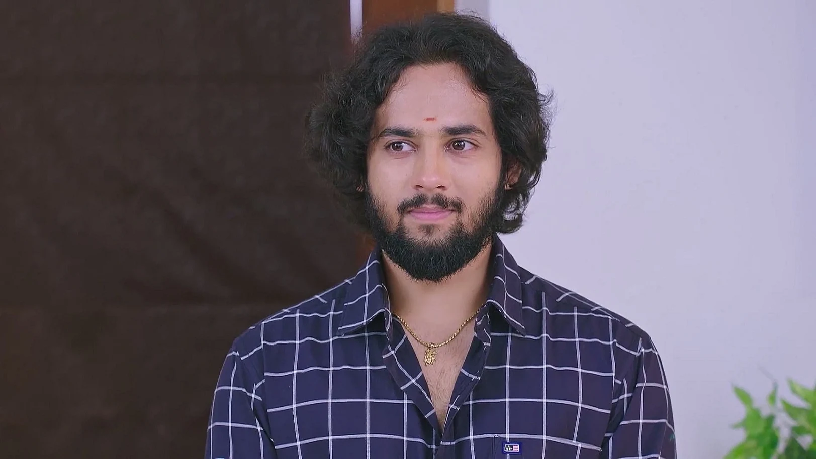 Subbu Imagines Shravani Slapping Him - Shravani Subramanya 