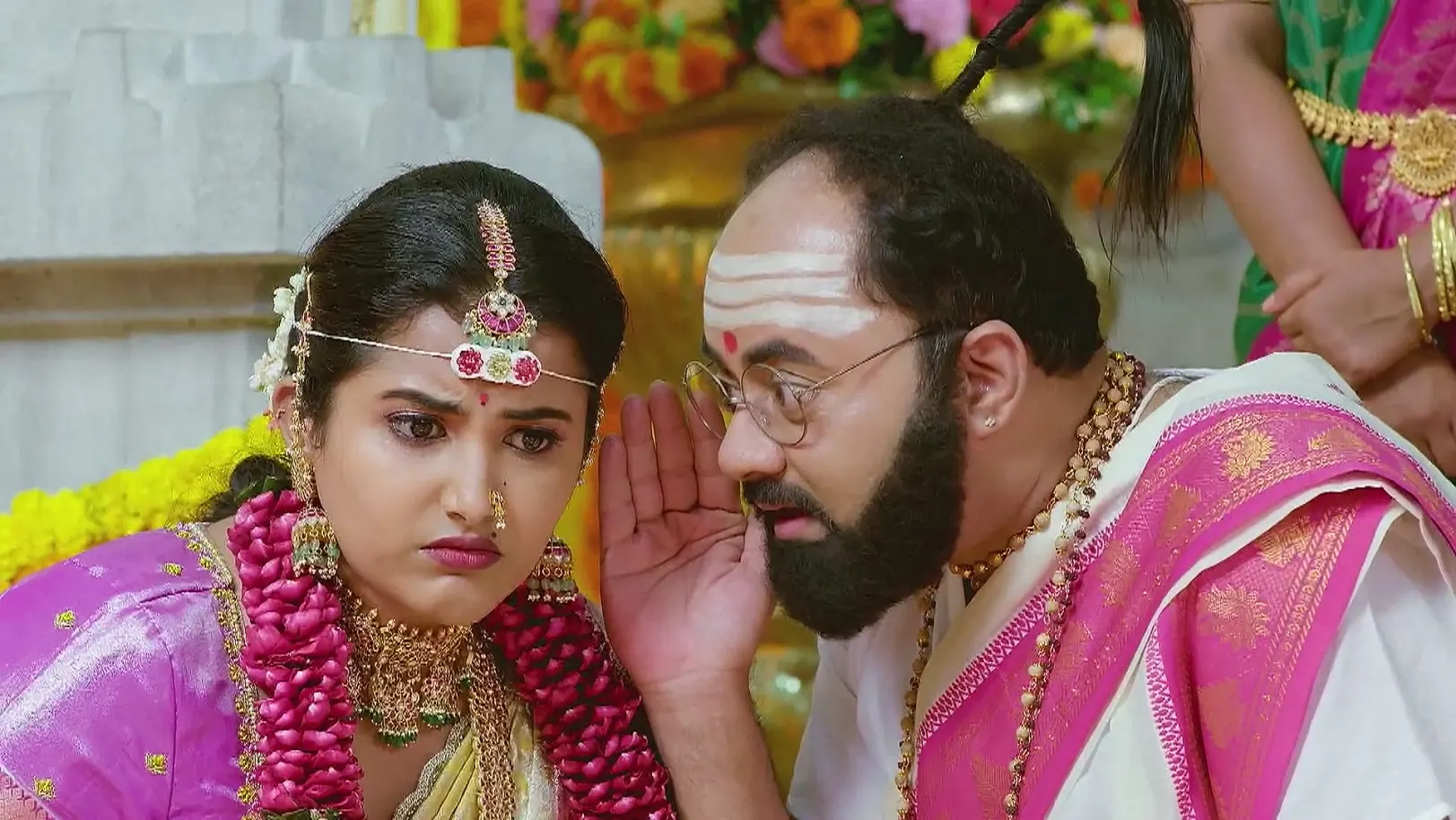 Archana Learns about Deepa's Plan - Brahmagantu 