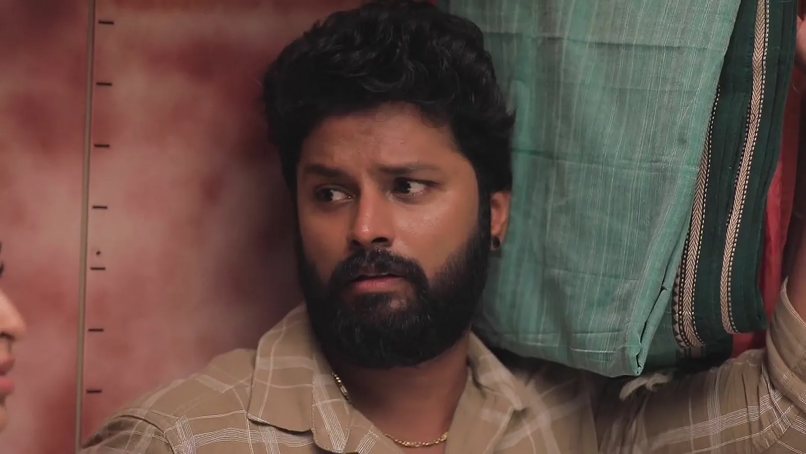 Arul Helps Vanathi - Manasellam 