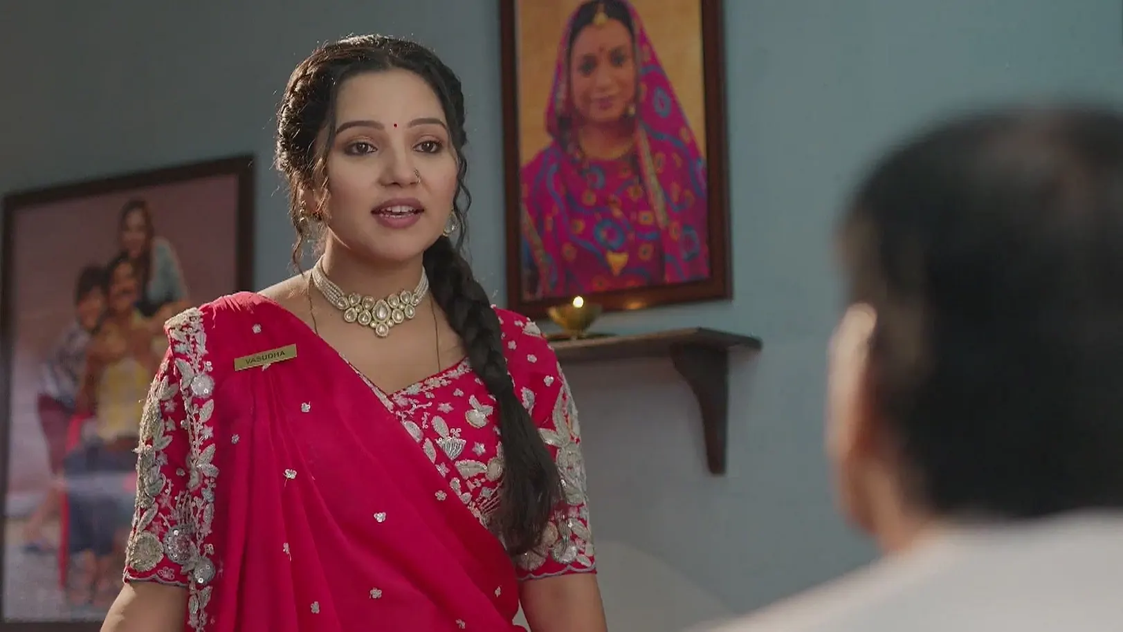 Hanumant's Advice to Vasudha - Vasudha 