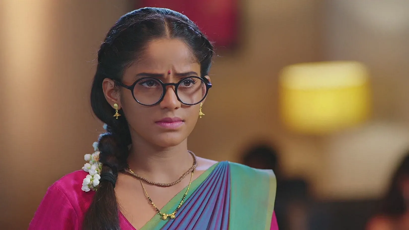 Sarang Responds to Tara for Insulting Savali - Savalyachi Janu Savali 