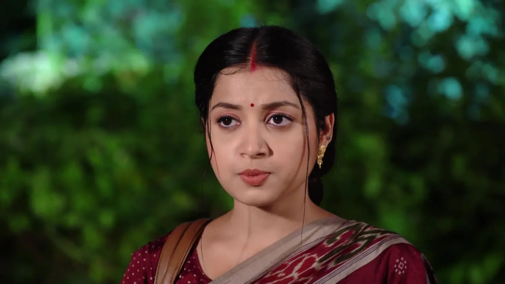 Ravi Questions Archana - Sathi Sata Janmara 