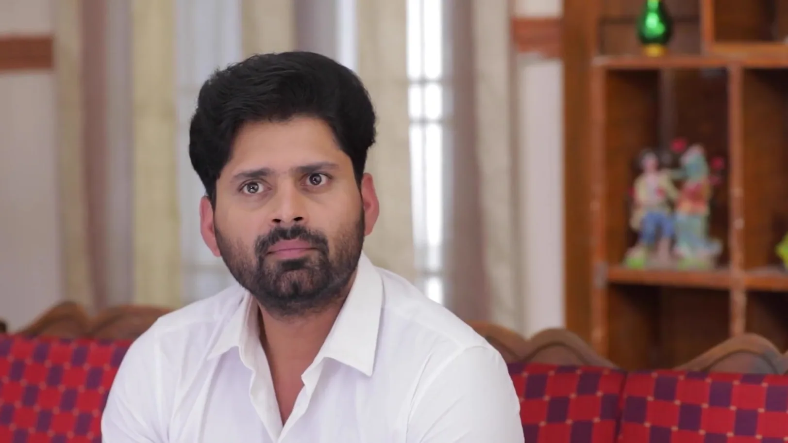 Mithra Comes to Marghatham's House - Idhayam 