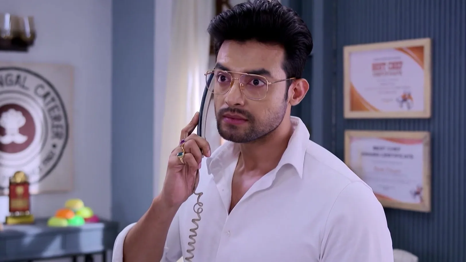 Aru's Suggestion for Aniket - Mana Rahigala Tumarithare 