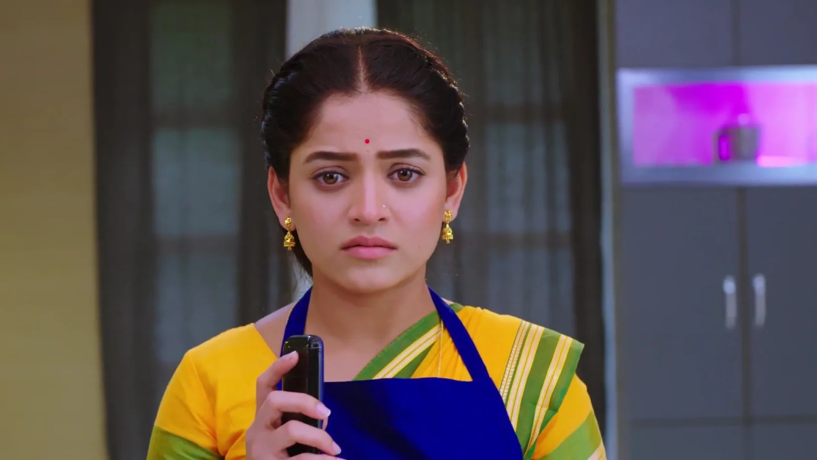 Aditya Sleeps on Paaru’s Lap 8th October 2025 Webisode