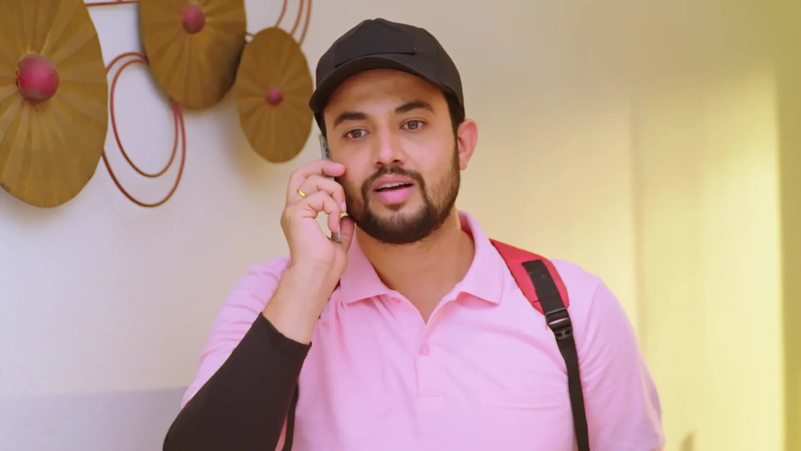 Aditya Tells Paaru about His Job - Paaru 