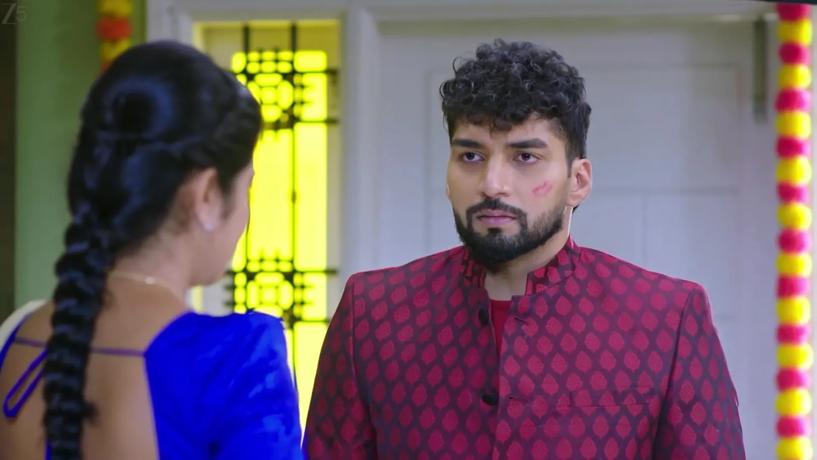 Shourya Asks Laddu about Her Aunt - Rajakumari 