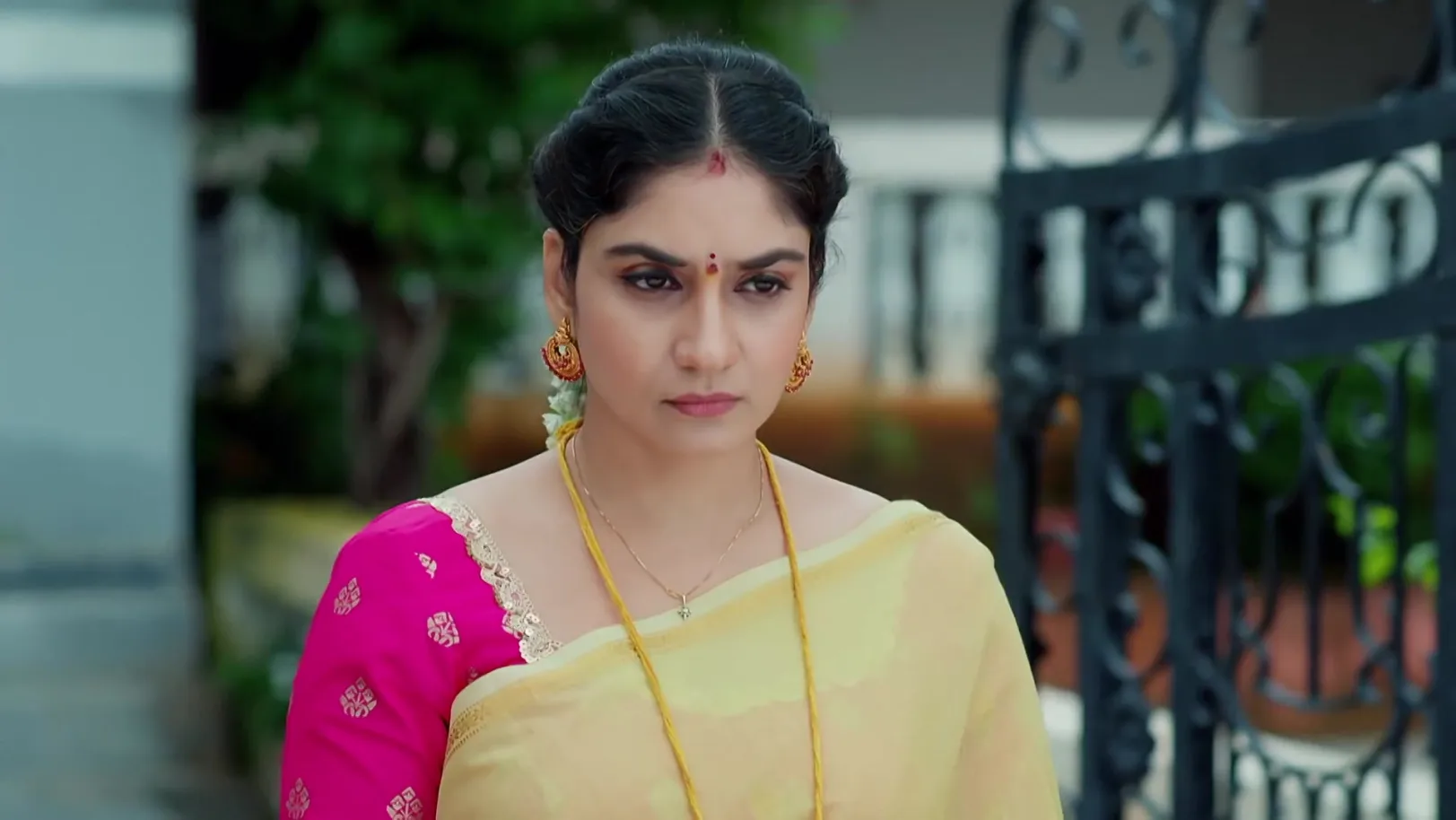 Auto Vijayashanthi - October 08, 2025 - Webisode 8th October 2025 Webisode