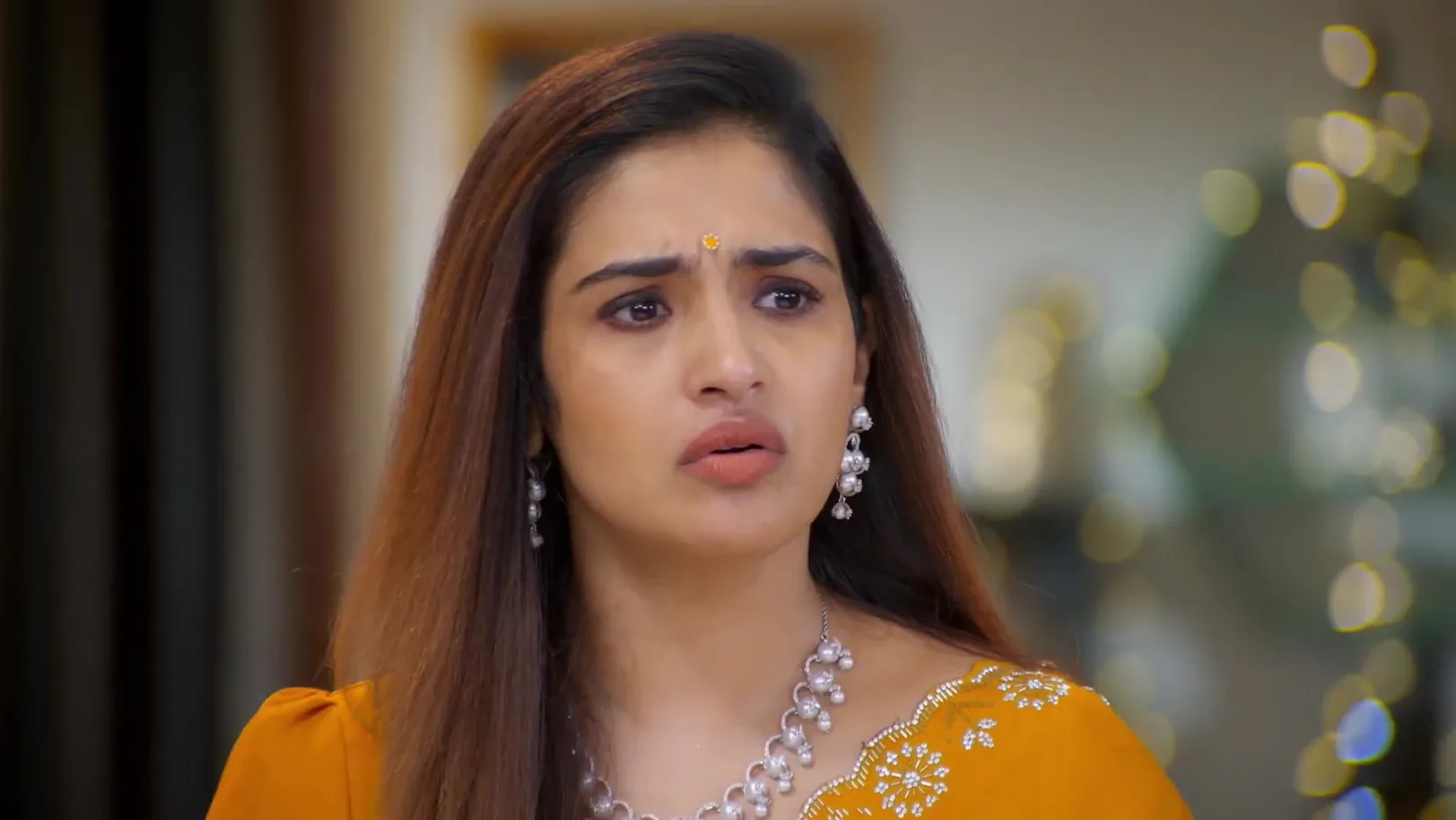 Indrani Confronts Ponni 7th October 2025 Webisode Indrani Confronts Ponni 7th October 2025 Webisode