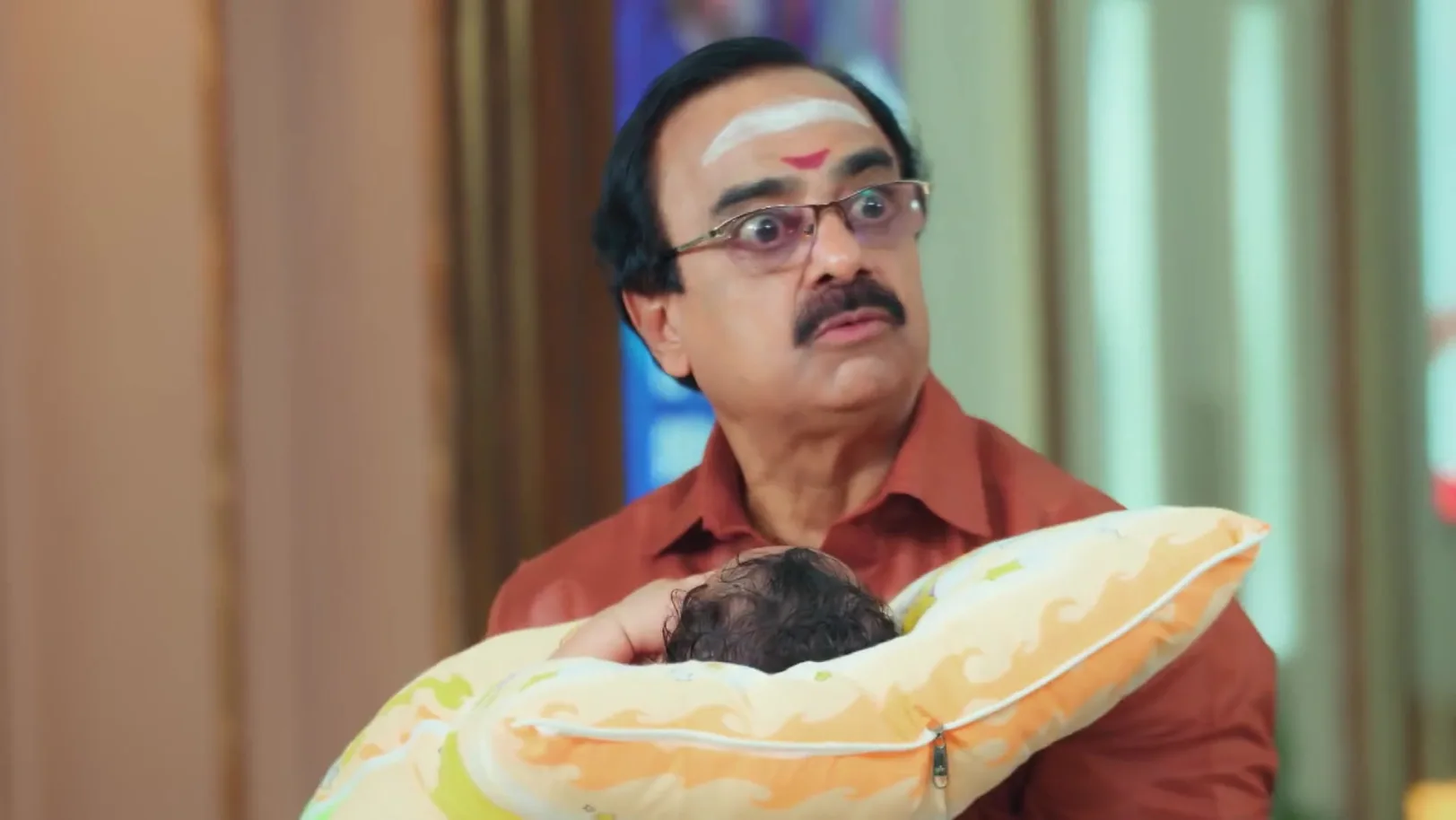 Soundirapandi's Act Delights the Family - Anna 