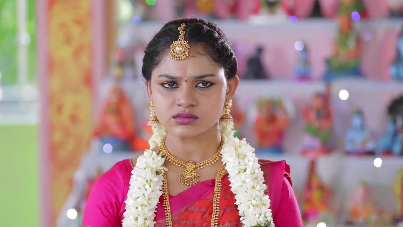 Abhi Refuses to Listen to Mano - Idhayam 