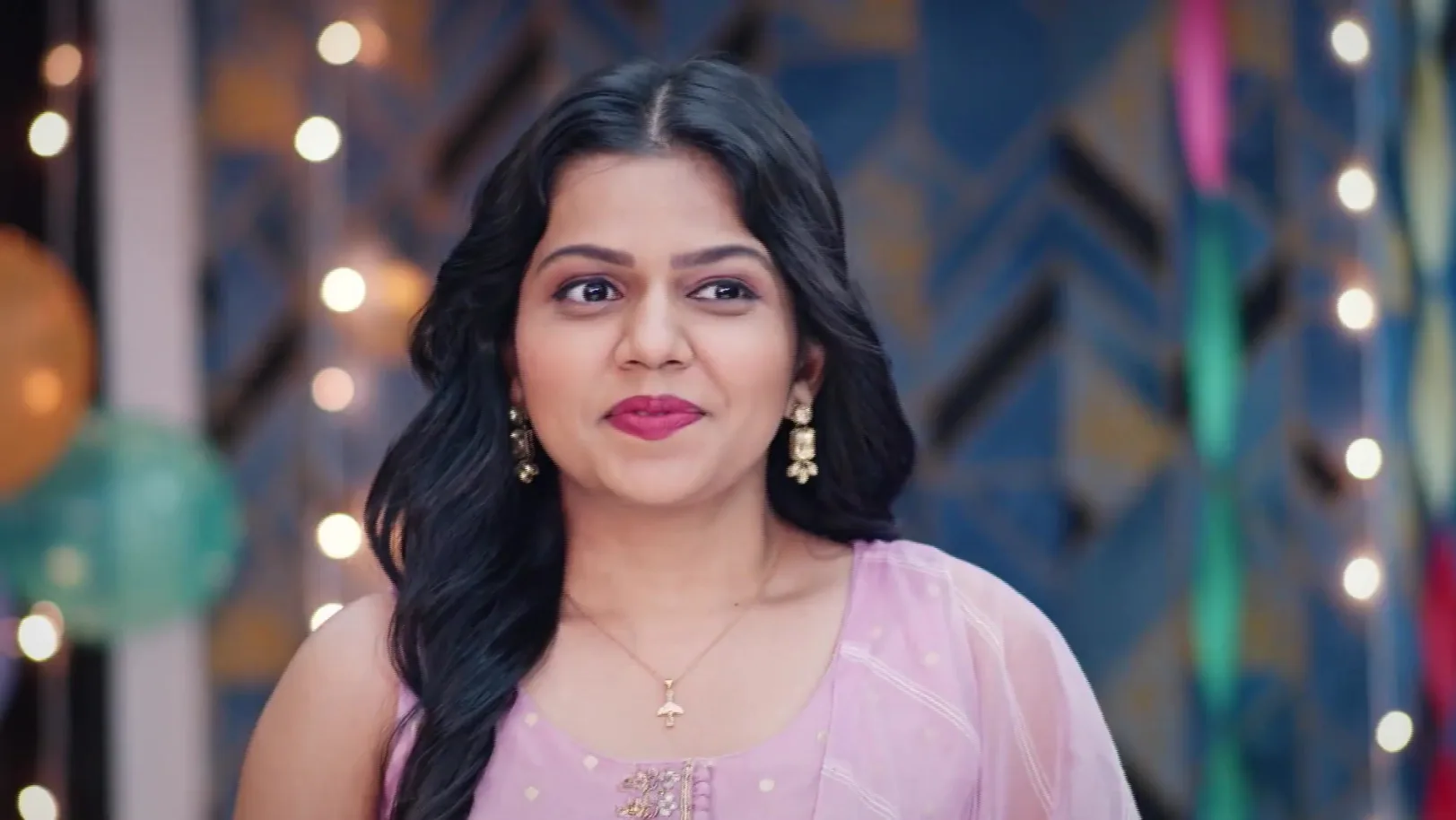 Kamali Is Happy To See Hrishi at the Feast - Kamali  Kamali Is Happy To See Hrishi at the Feast - Kamali