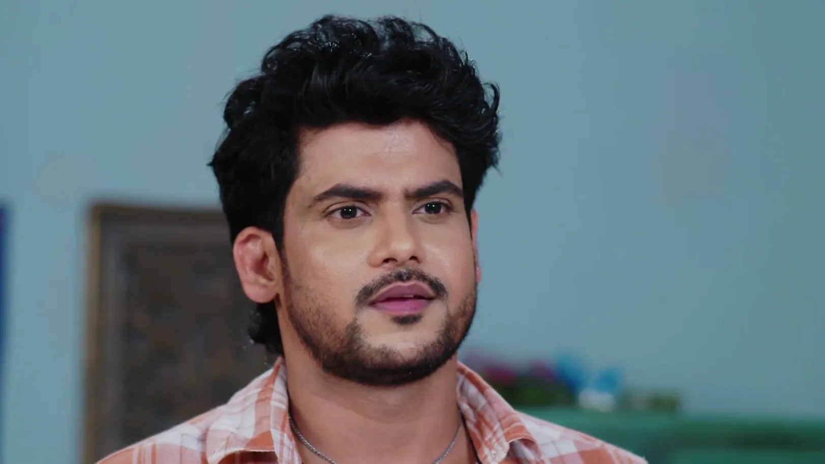 Sabita Discusses Vicky's Marriage - Sathi Sata Janmara 