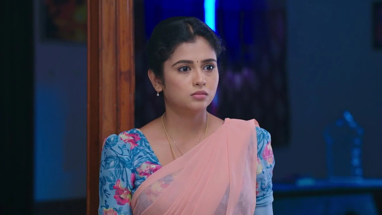 Laddu Tries to Reassure Shourya 14th October 2025 Webisode