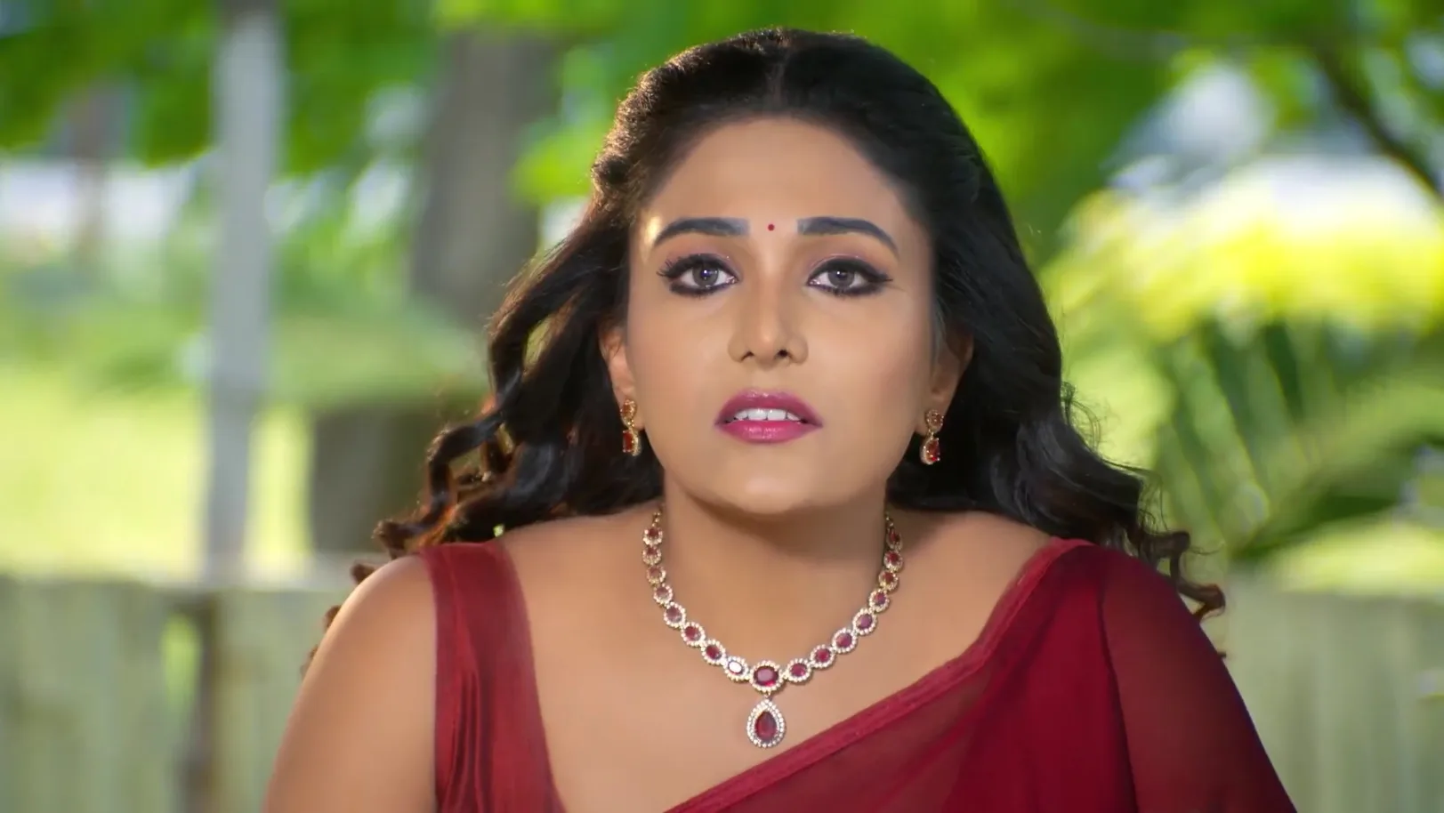 Rithika Discovers the Reason for Indrani's Discomfort 15th October 2025 Webisode Rithika Discovers the Reason for Indrani's Discomfort 15th October 2025 Webisode