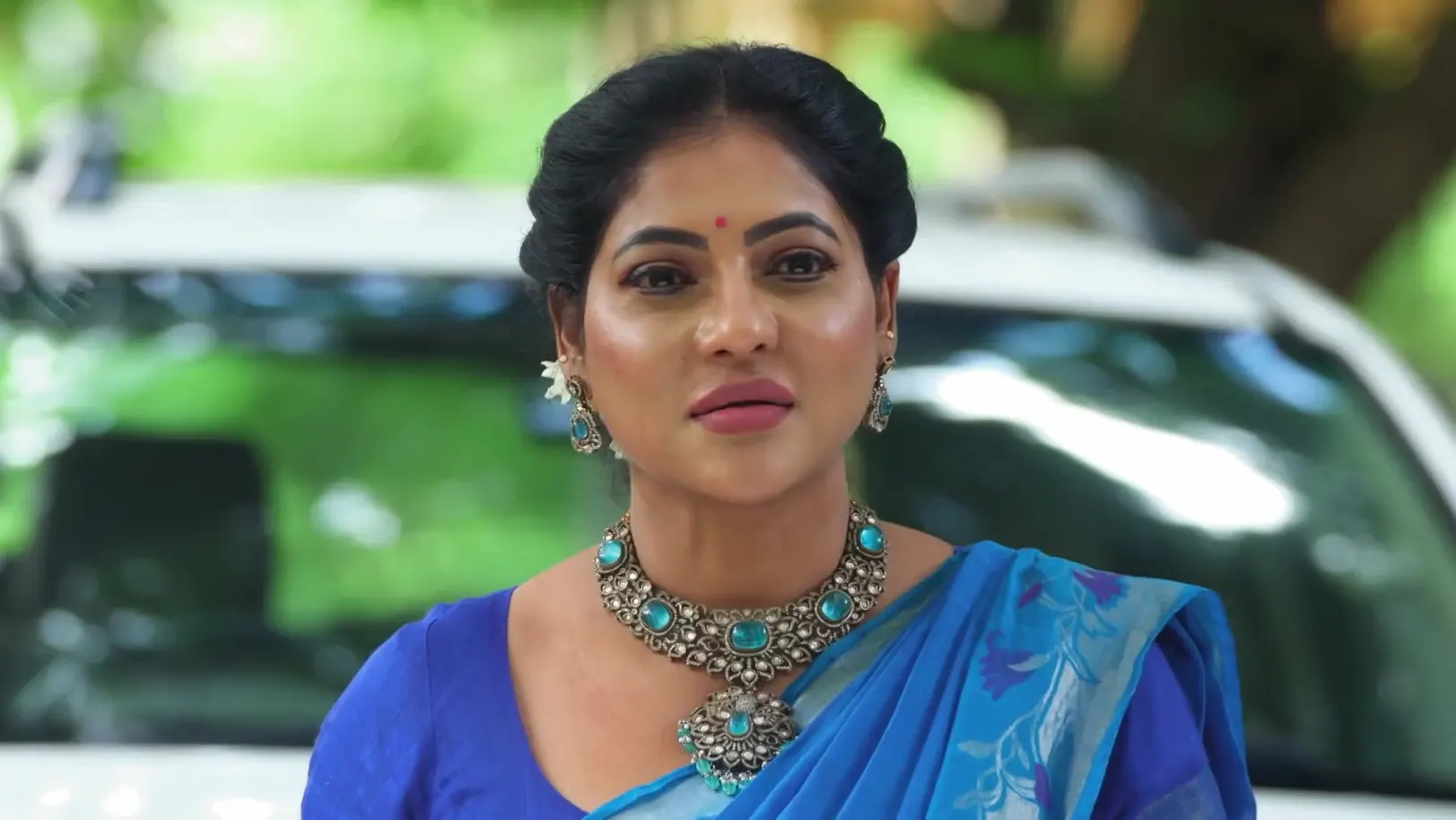 Karthigai Deepam - October 18, 2025 - Webisode 18th October 2025 Webisode