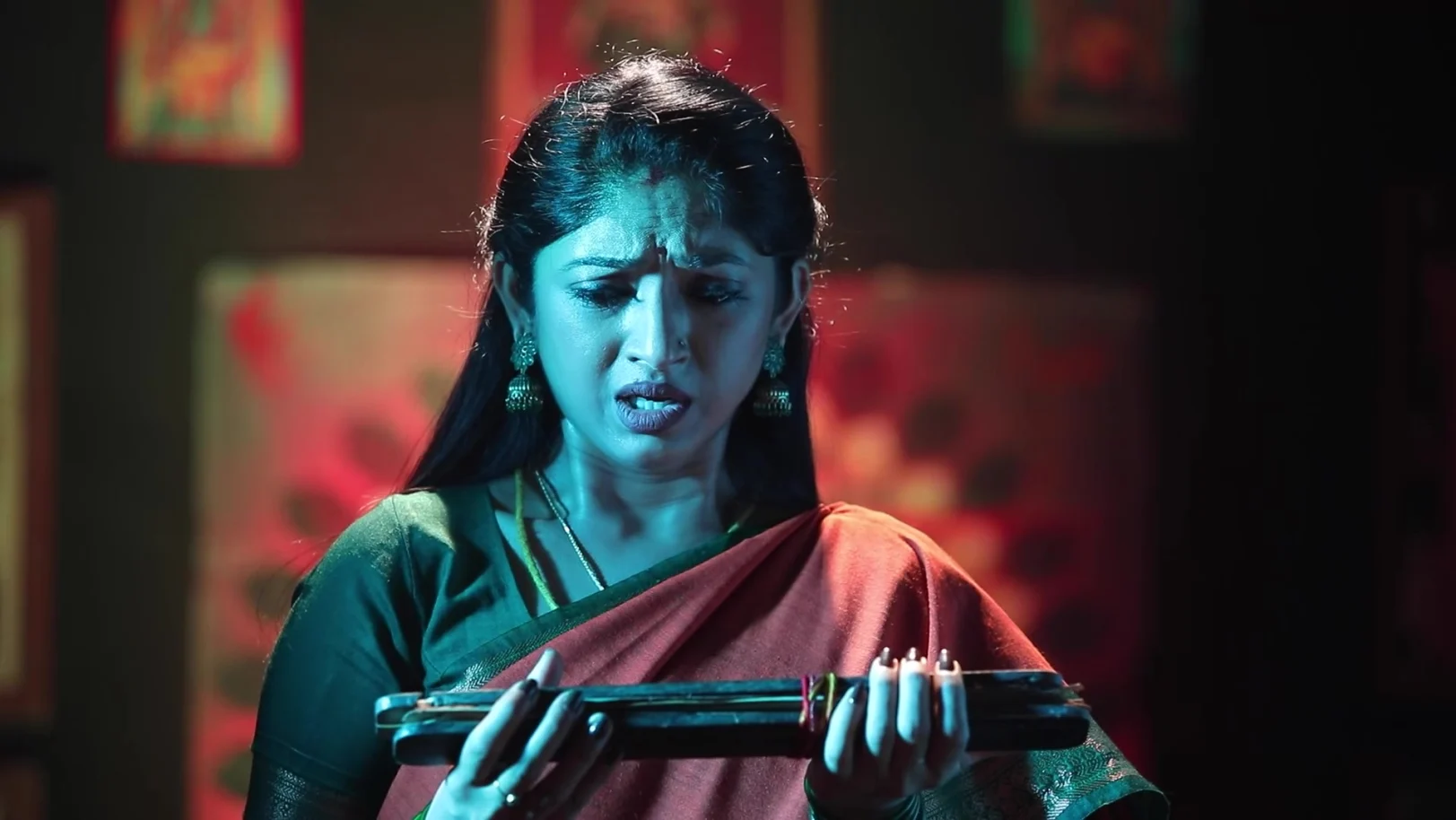 Ninaithale Inikkum - October 18, 2025 - Episode Spoiler