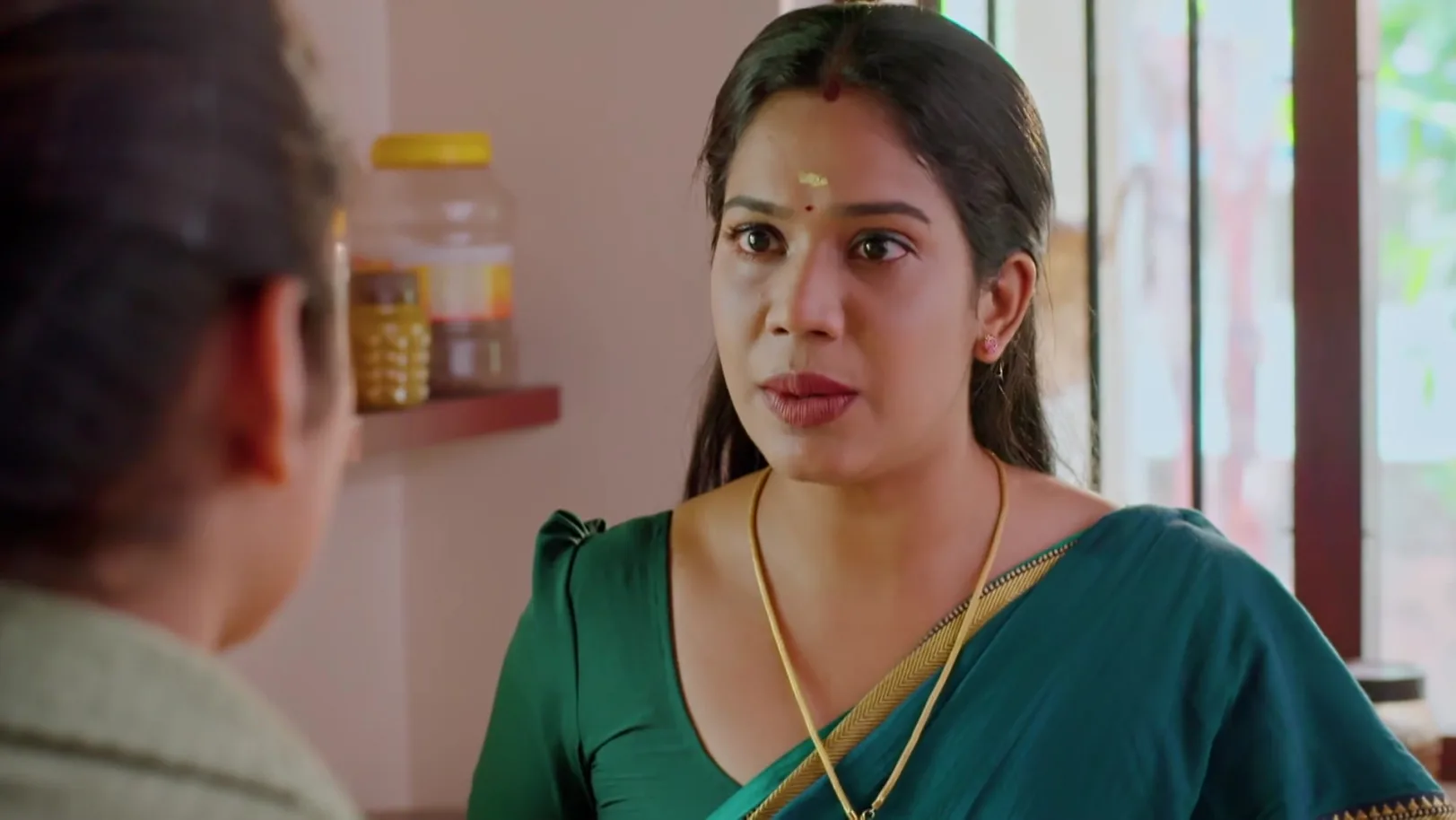 Haritha Creates a Scene - Manathe Kottaram Haritha Creates a Scene - Manathe Kottaram