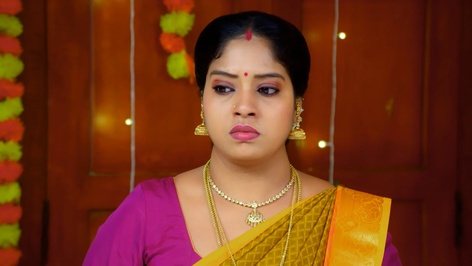 Mahalingam Invites Manibannan for a Drink 23rd October 2025 Webisode