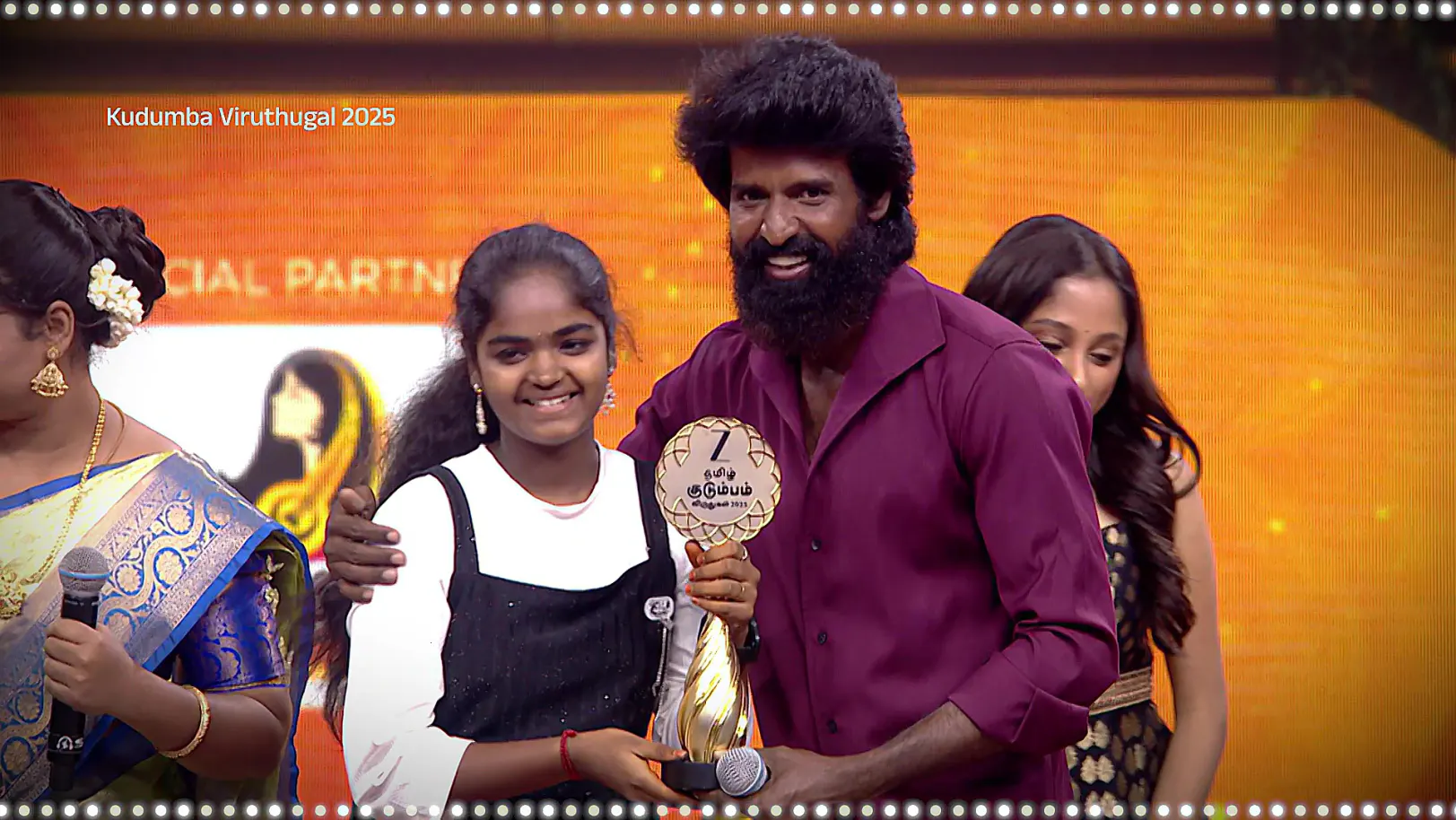 Zee Tamil Kudumba Viruthugal 2025 - Promo 5 Zee Tamil Kudumba Viruthugal 2025 - Promo 5