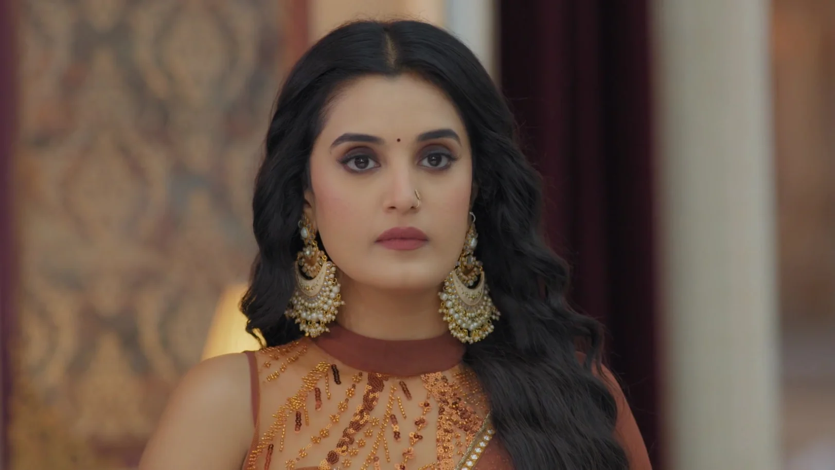 Unnati Loses Her Job - Jaane Anjaane Hum Mile 