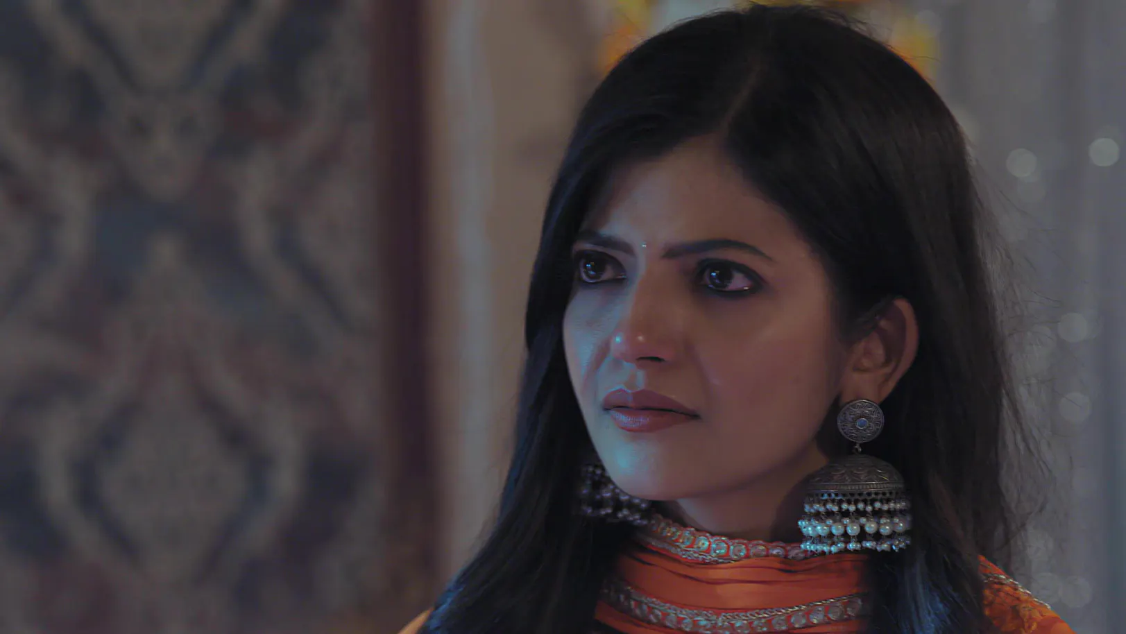 Jaane Anjaane Hum Mile - 25 October, 2025