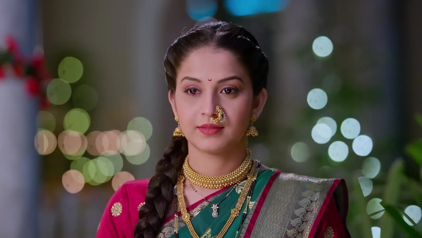 Atharva Tries to Avoid an Embarrassing Situation - Tula Japnar Aahe Atharva Tries to Avoid an Embarrassing Situation - Tula Japnar Aahe